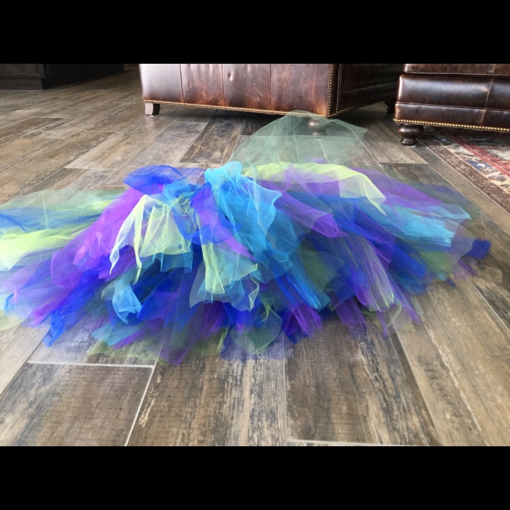 Flower Girl  Super Full Tulle Dress - Picture 5 of 8